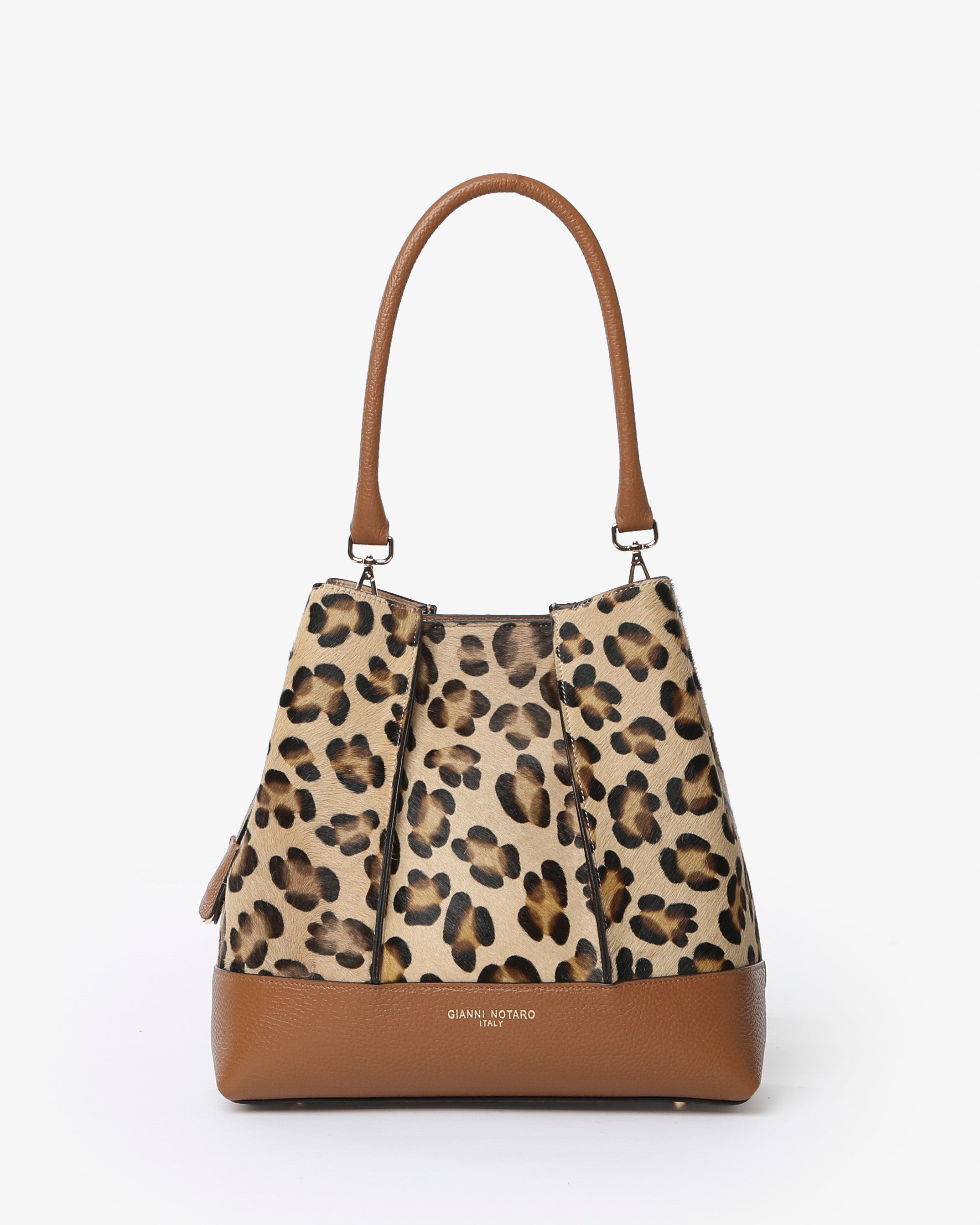 Amelie Large