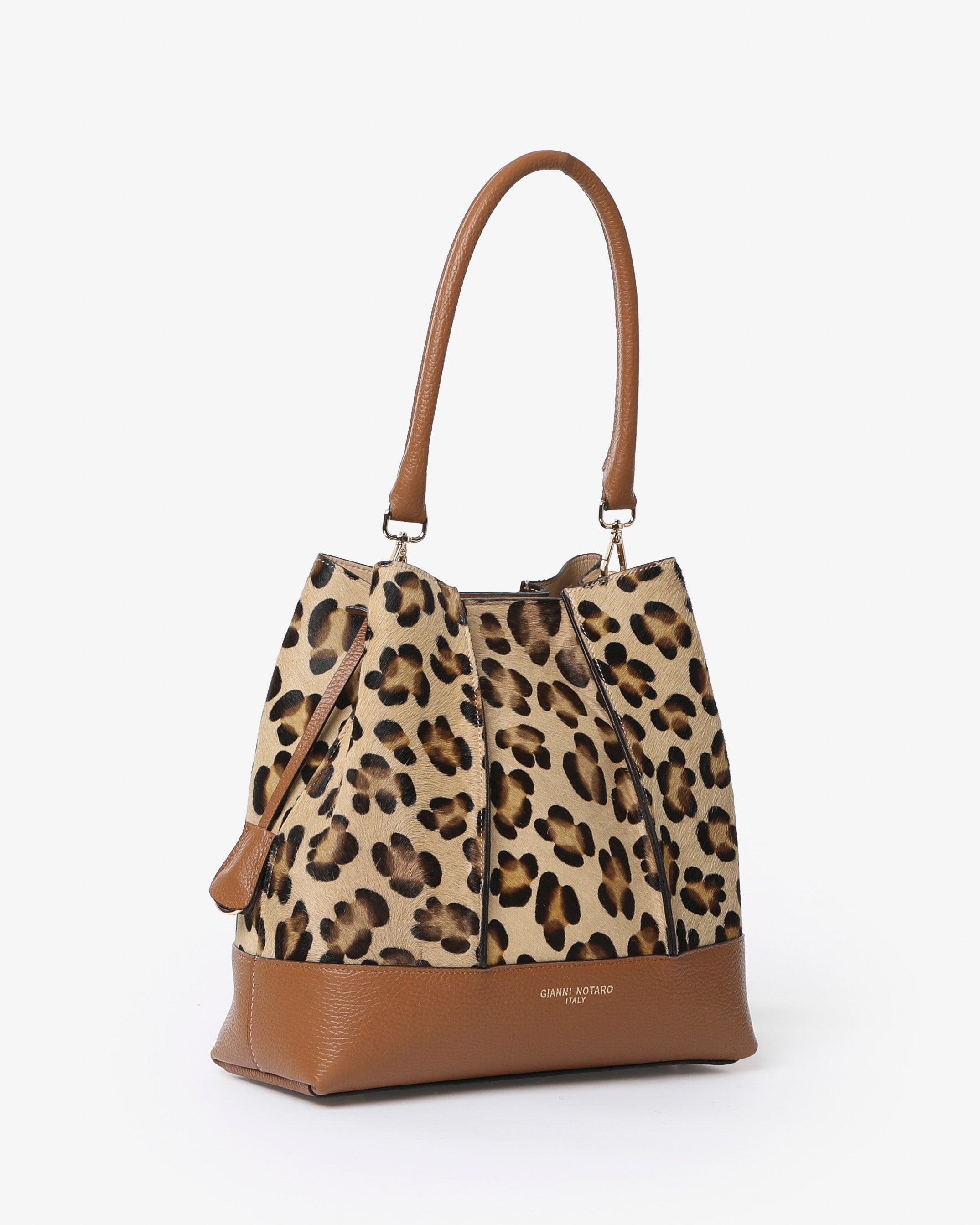 Amelie Large