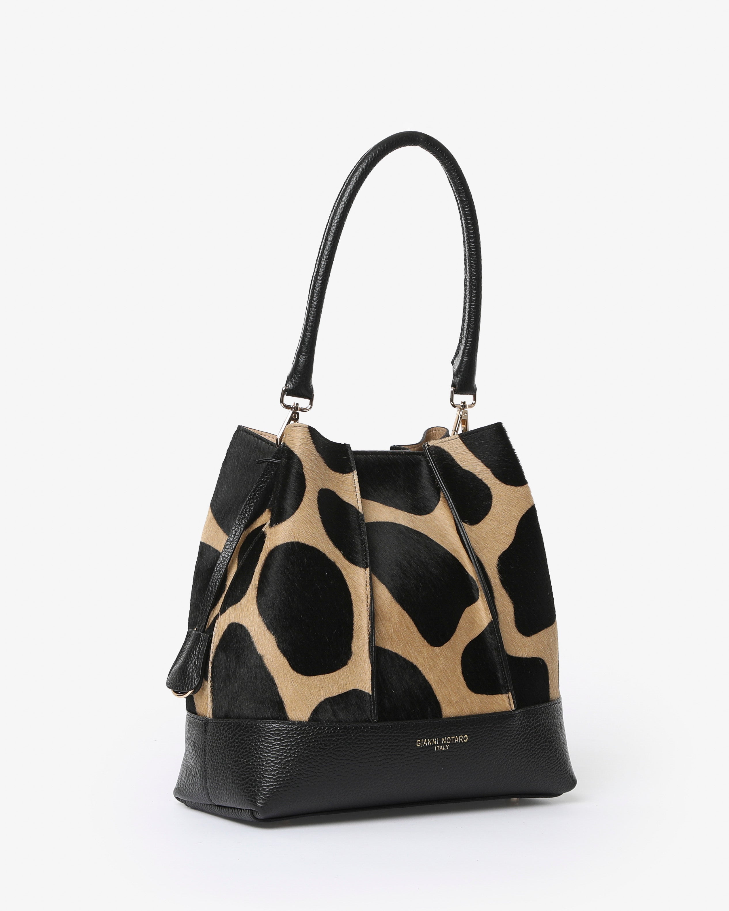 Amelie Large