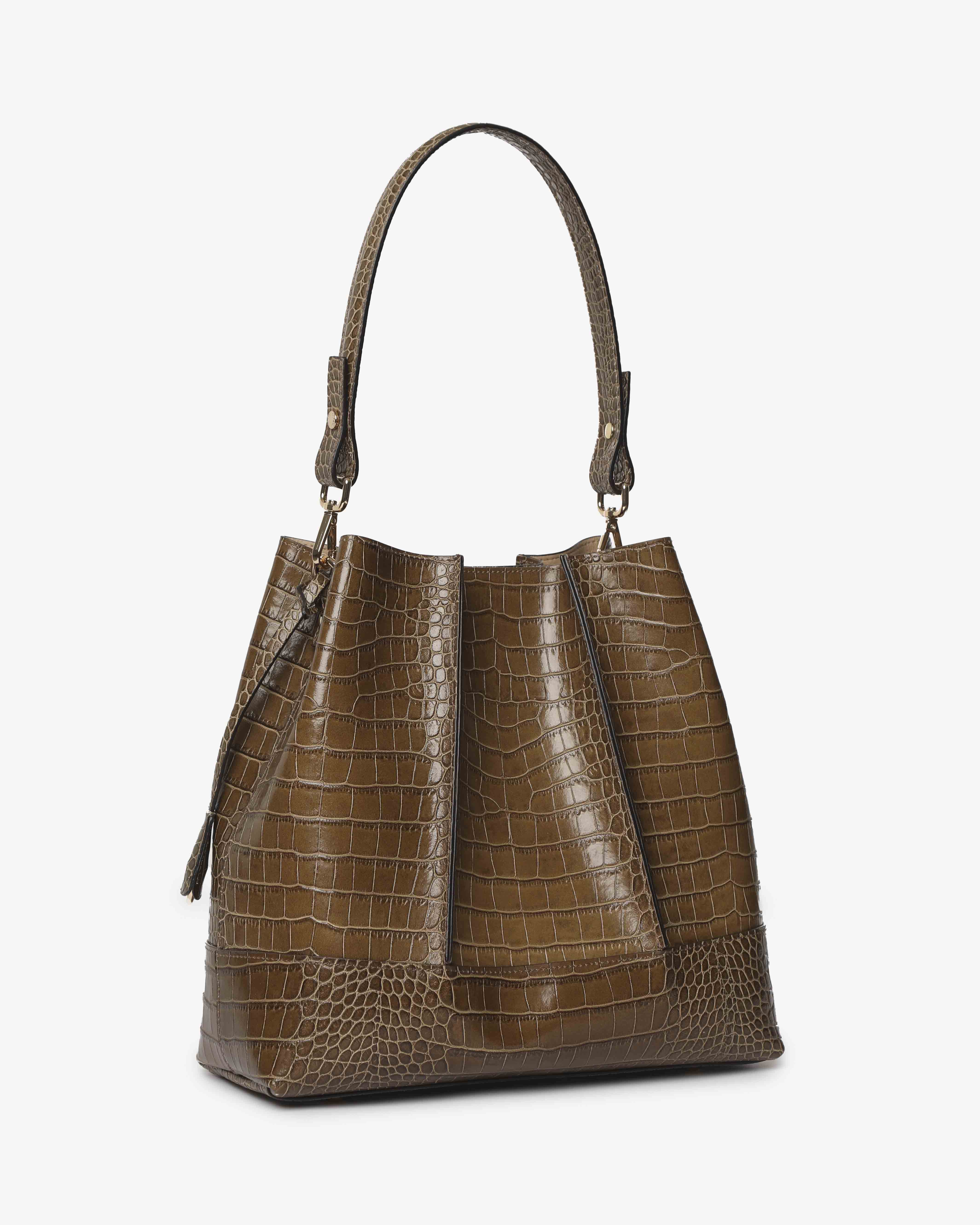 Amelie "Large" Cocco - Gianni Notaro
